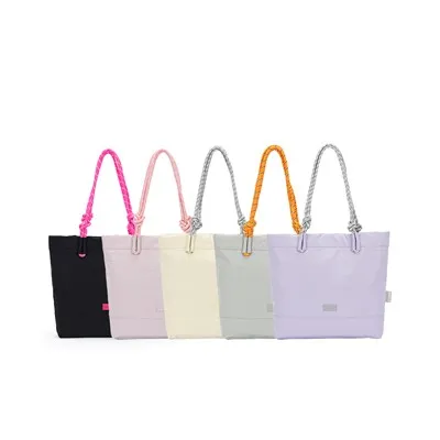 Nailonas Holdall